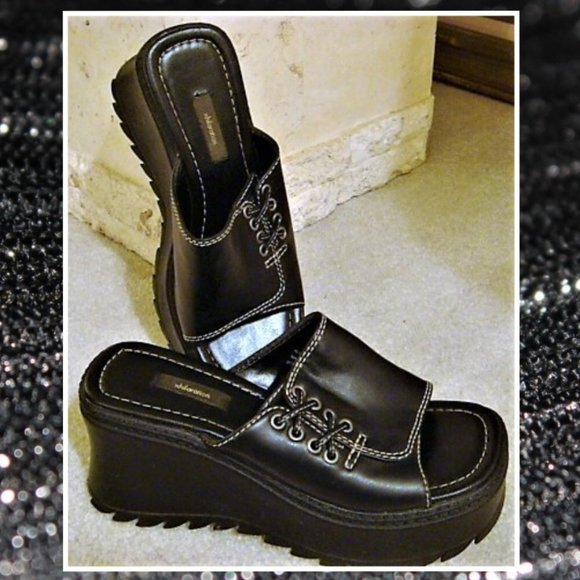 XOXO Shoes - Xhilaration Black Sandal Wedges